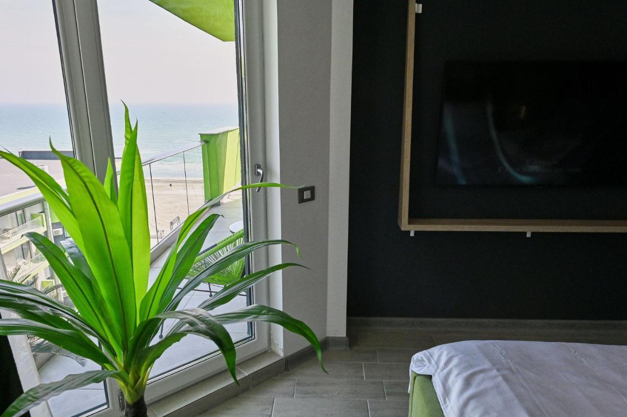 Diamond Sea View 2Br Apartment - Spa N Pools Resort Mamaia Exterior photo